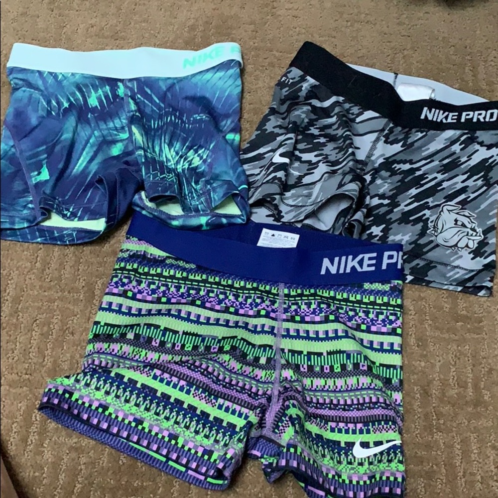 NIKE XS SPANDEX BUNDLE